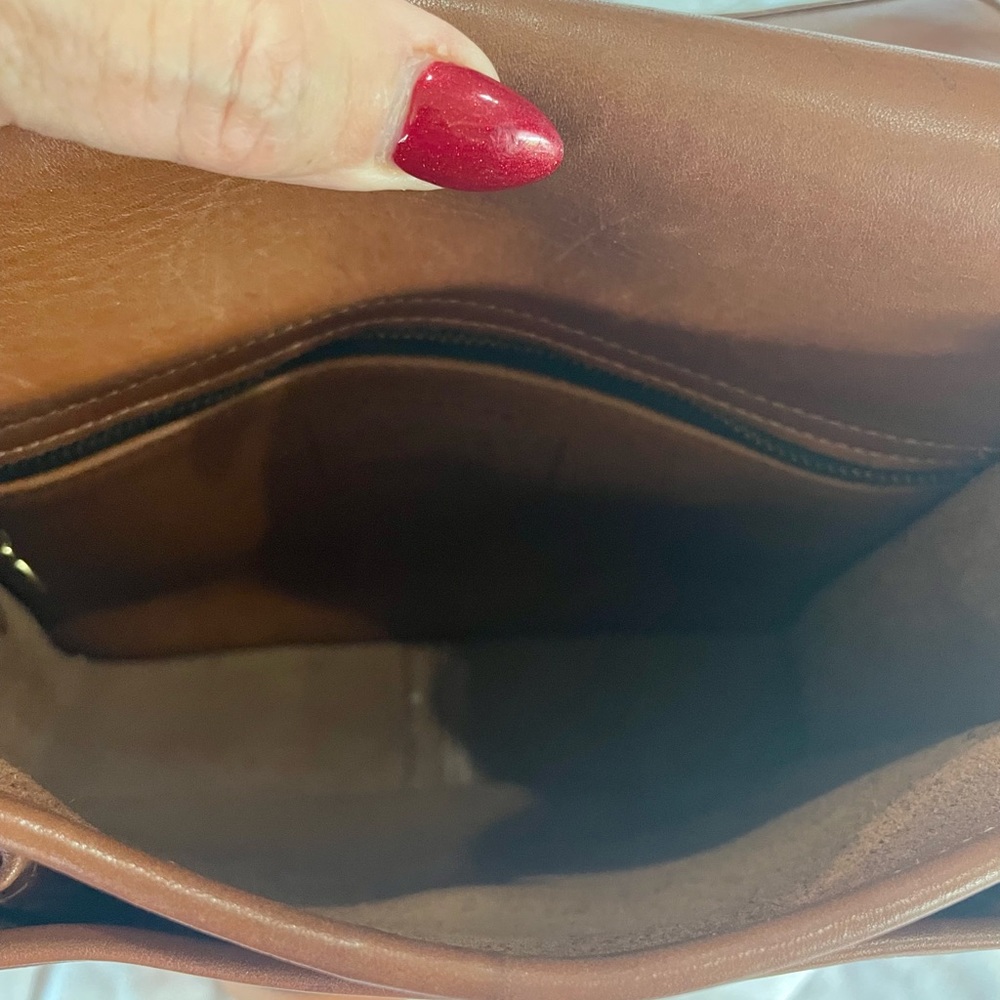 Coach Vintage Leather Crossbody - Picture 10 of 11